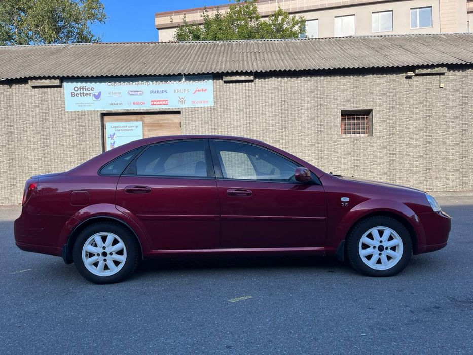 Chevralet lacertti 2012