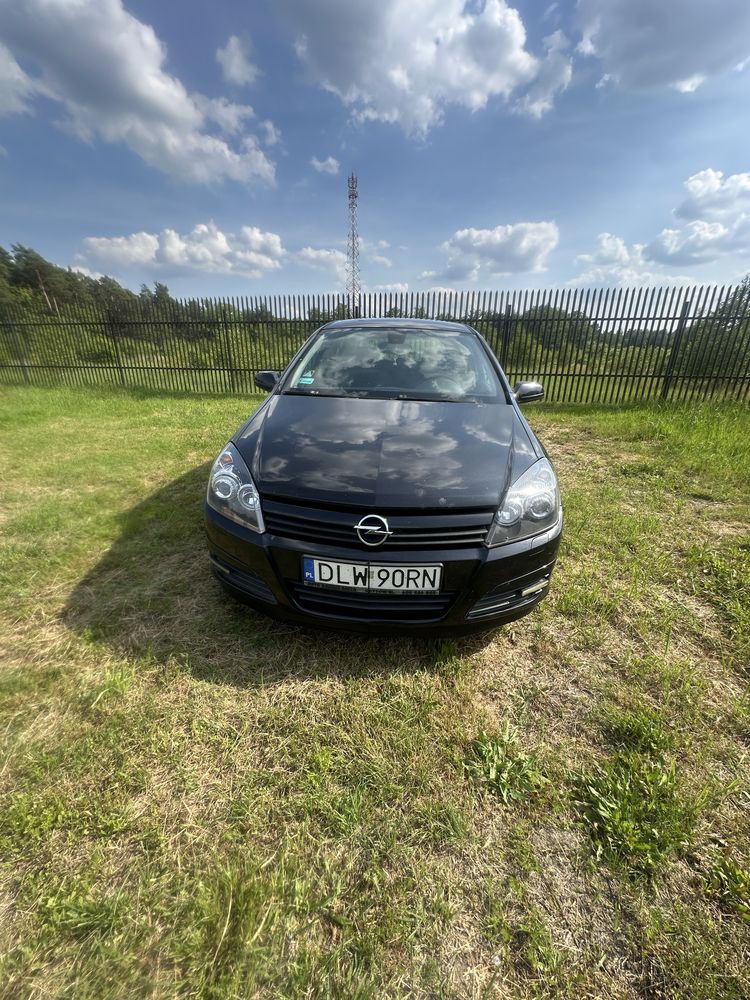 Opel astra H 1,9 cdti 150km 6 biegow klima hak