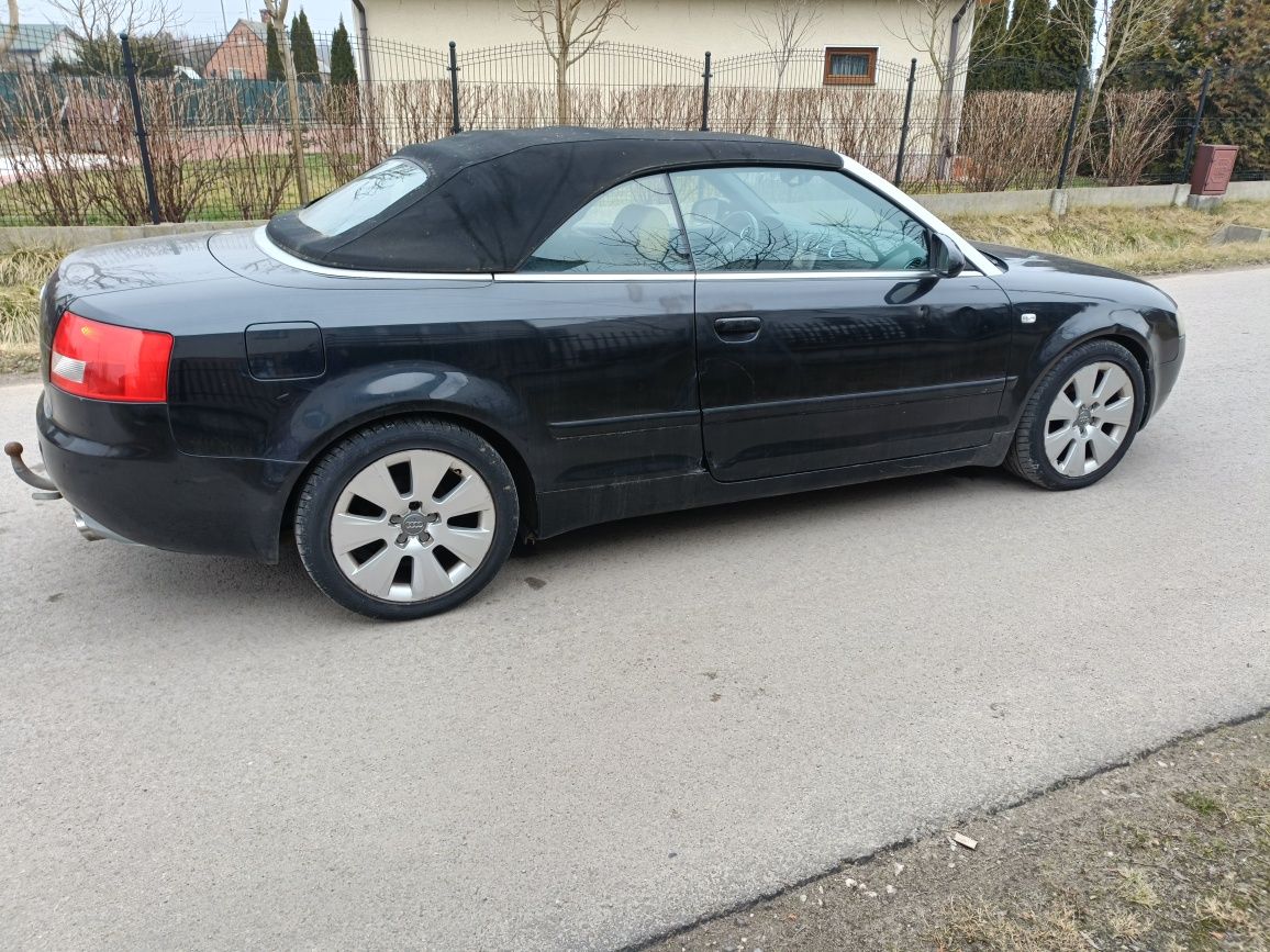 Audi a4 B6 1.8 t bfb hbd cabrio lz9w maska zderzak klapa drzwi bło