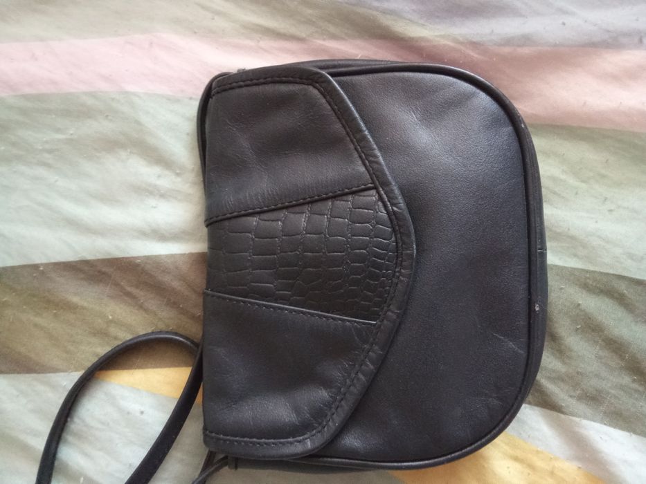 Сумочка кожаная женская