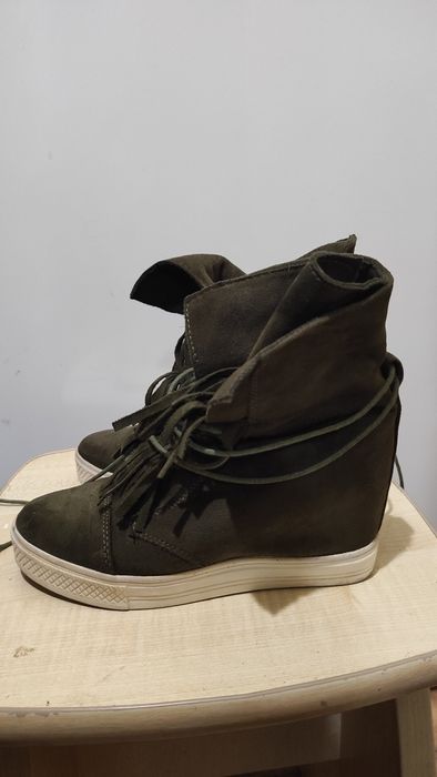 Снікерси осінні весняні