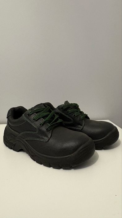 Buty robocze olejoodporne