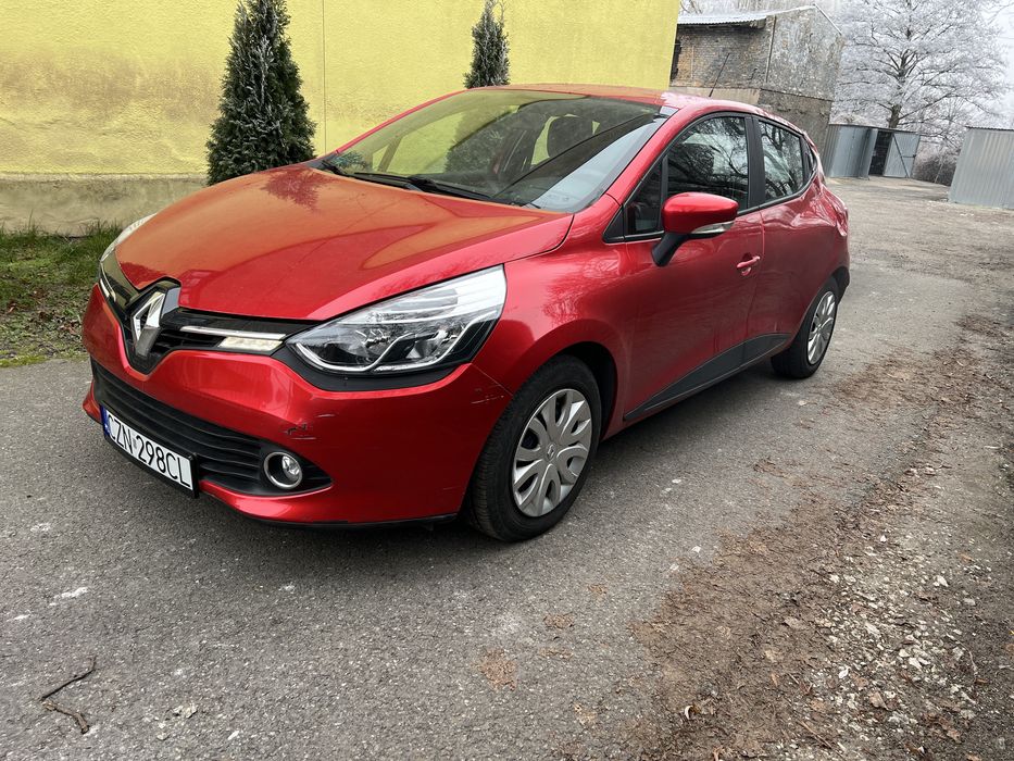 Renault Clio 1.2 B  84300 tyś