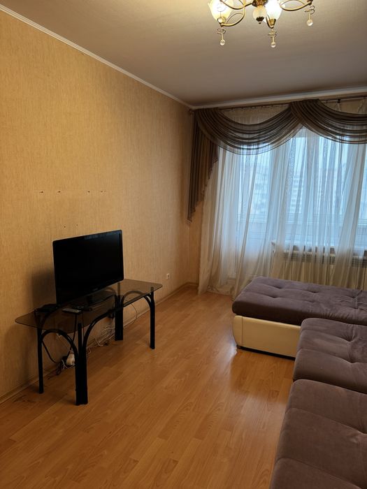 Продам 3-к квартиру у Бородинському мкрн.