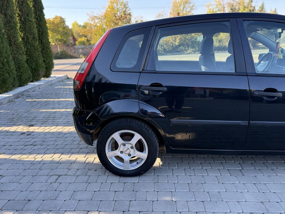 Ford Fiesta 2002 рік 1.4 Бензин Механіка