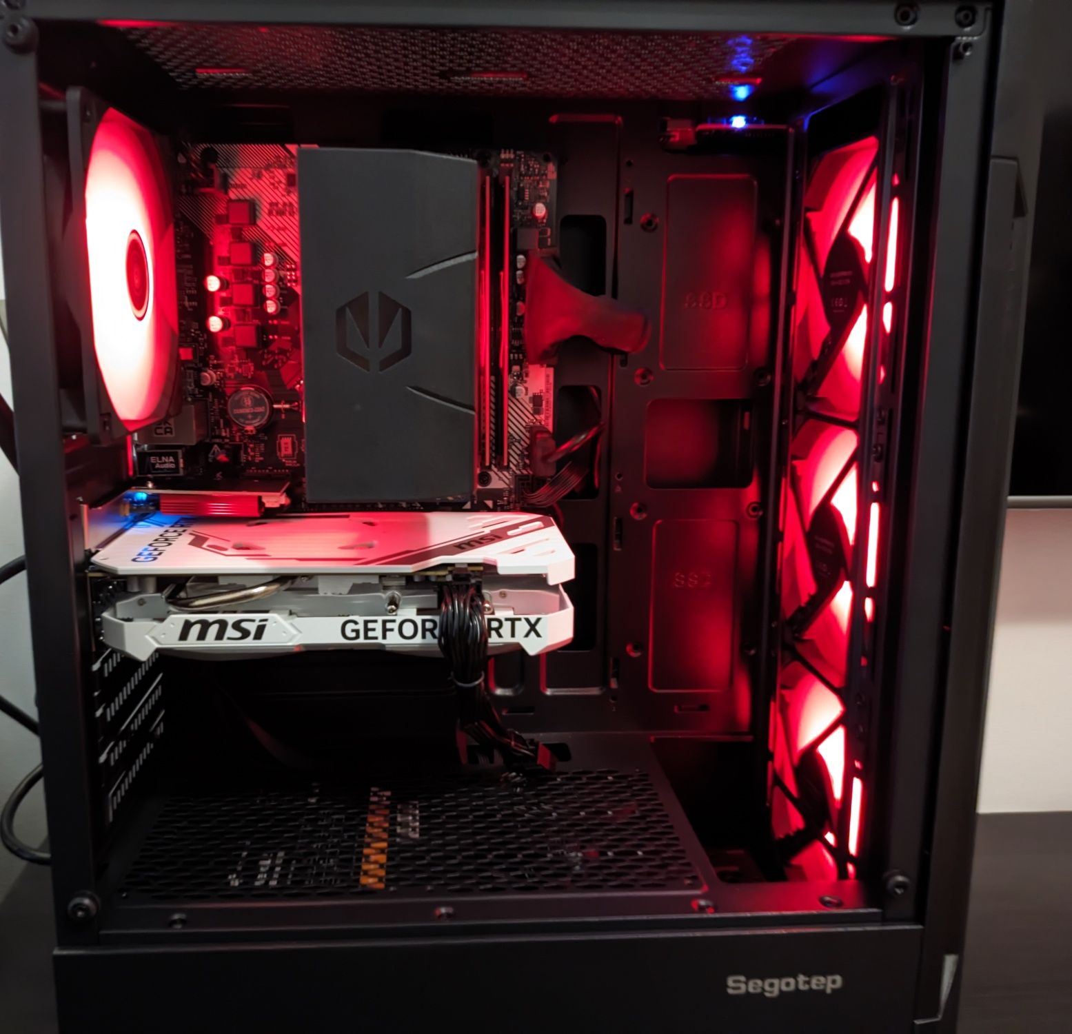 Komputer Do Gier Ryzen 5600, RTX4060, 16GB DDR4, 1TB SSD, WIFI, ARGB