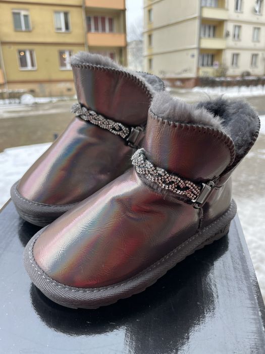 Ciepłe botki dla dziewczynki podobne ugg marka Apawwa 25r