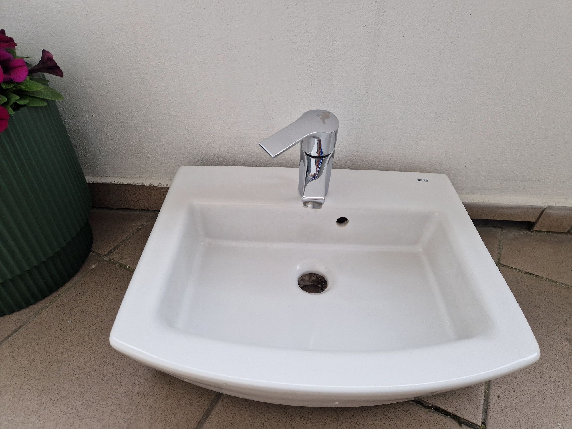 Umywalka łazienkowa Roca
