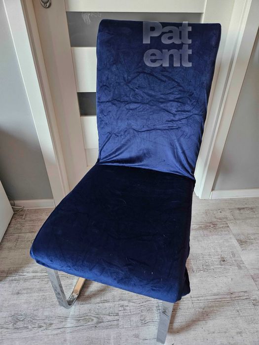 Welurowe pokrowce na krzesła 4 sztuki miękkie granatowe