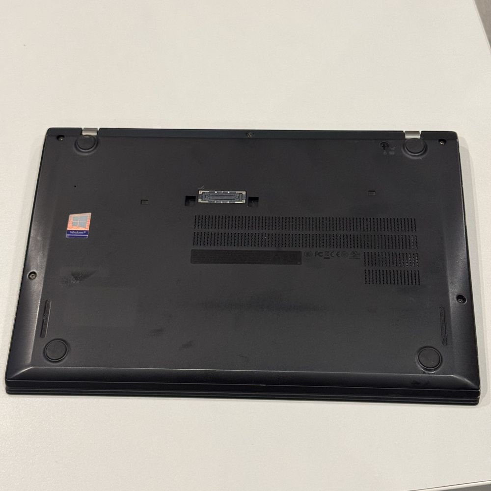 Ноутбук Lenovo t470s сенсорный (i5, 8озу) + сумка