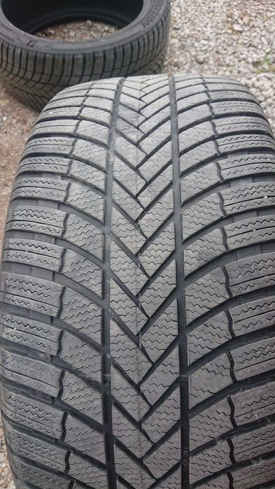 Bridgestone Blizzak LM005 275/40R20 106 V XL, FR (cena za dwie sztuki)