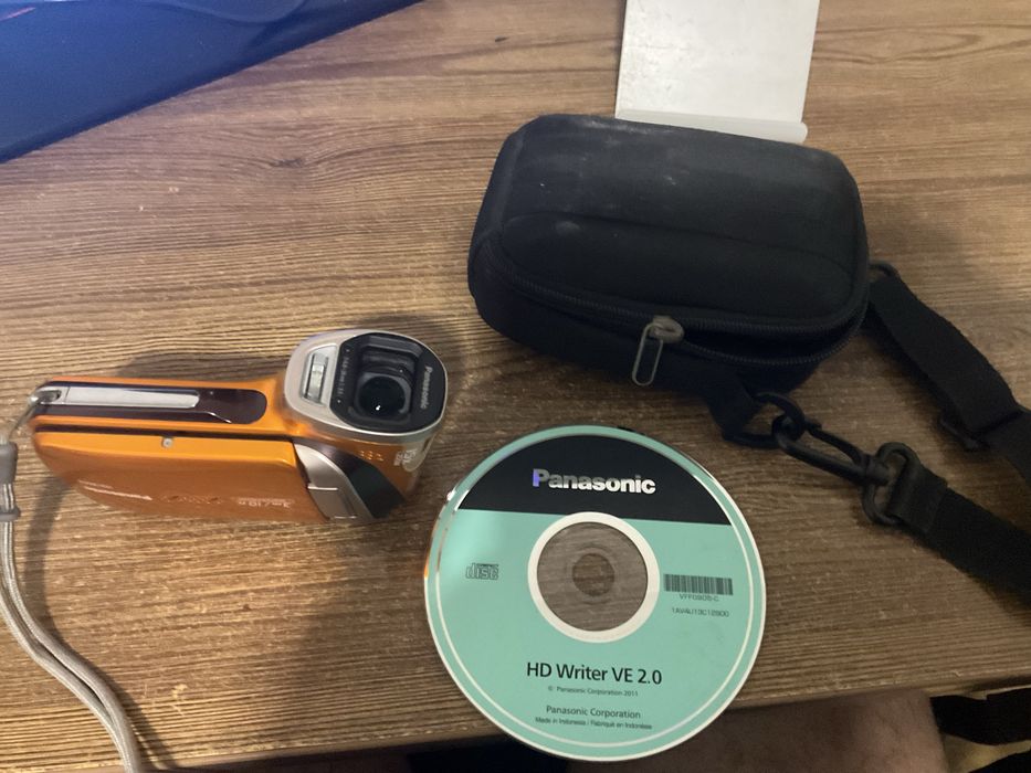 Відеокамера Panasonic HX-WA2