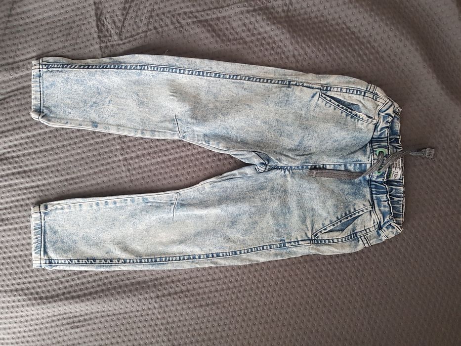 Spodnie Reserved jeansy joggery jogery 110