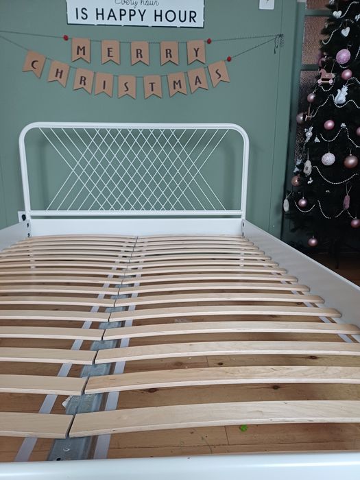 Cama 140x200 com estrado e colchão