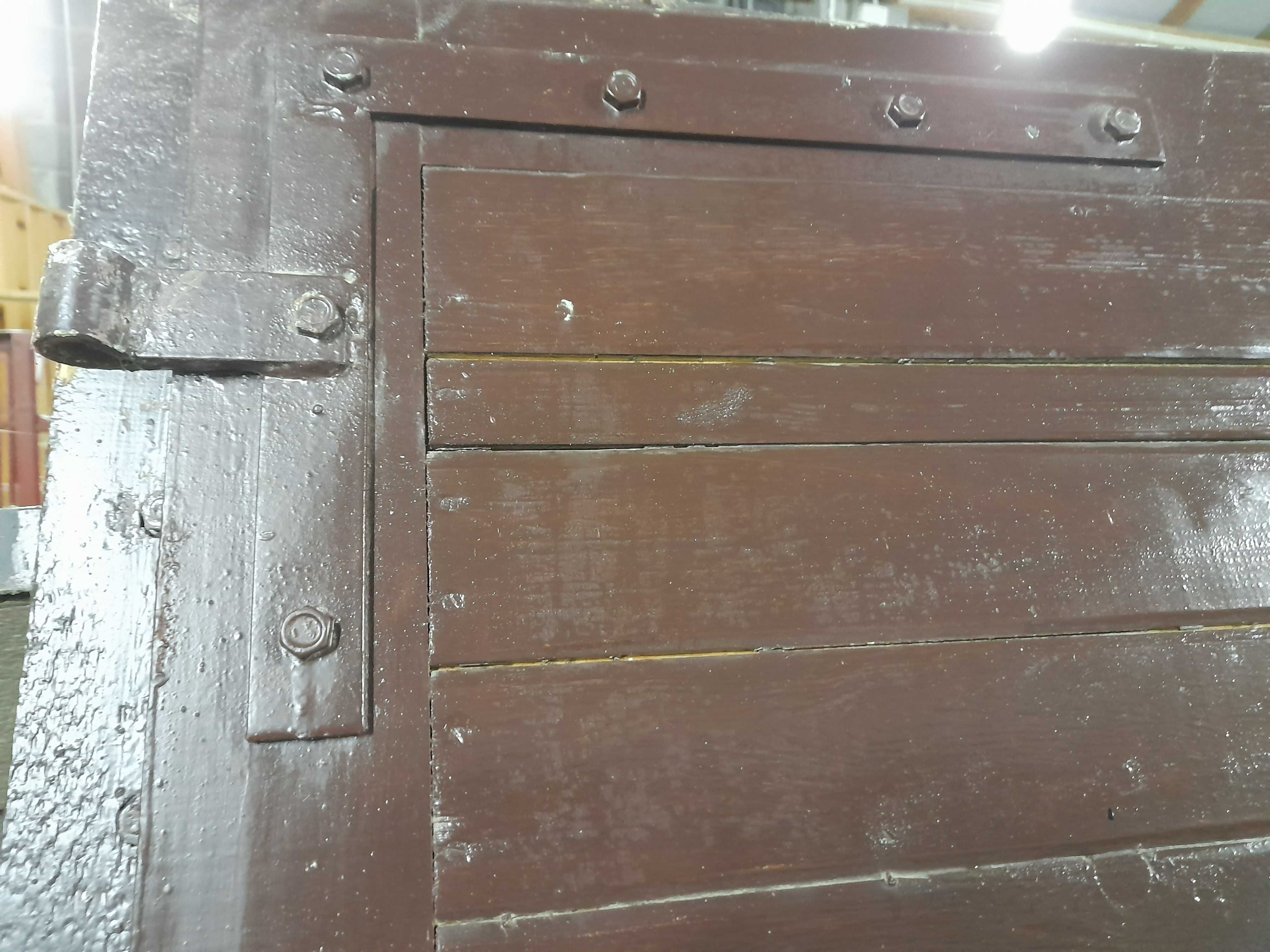 Brama, Drzwi dwuskrzydłowe (2 komplety)