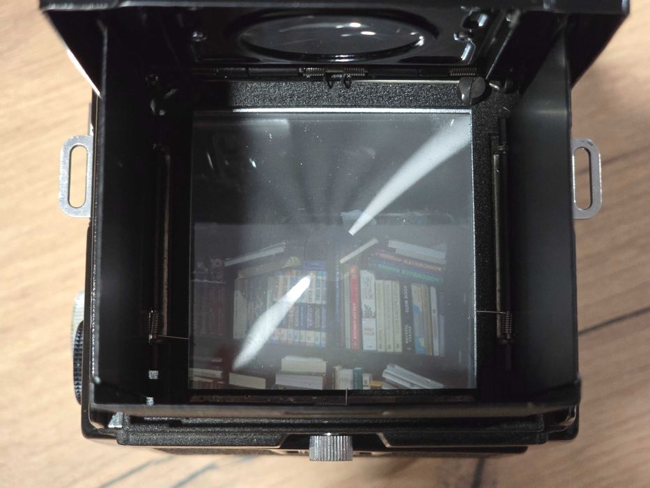 Mamiya C330 + 80mm f2.8 blue dot 6x6 aparat analogowy średnioformatowy