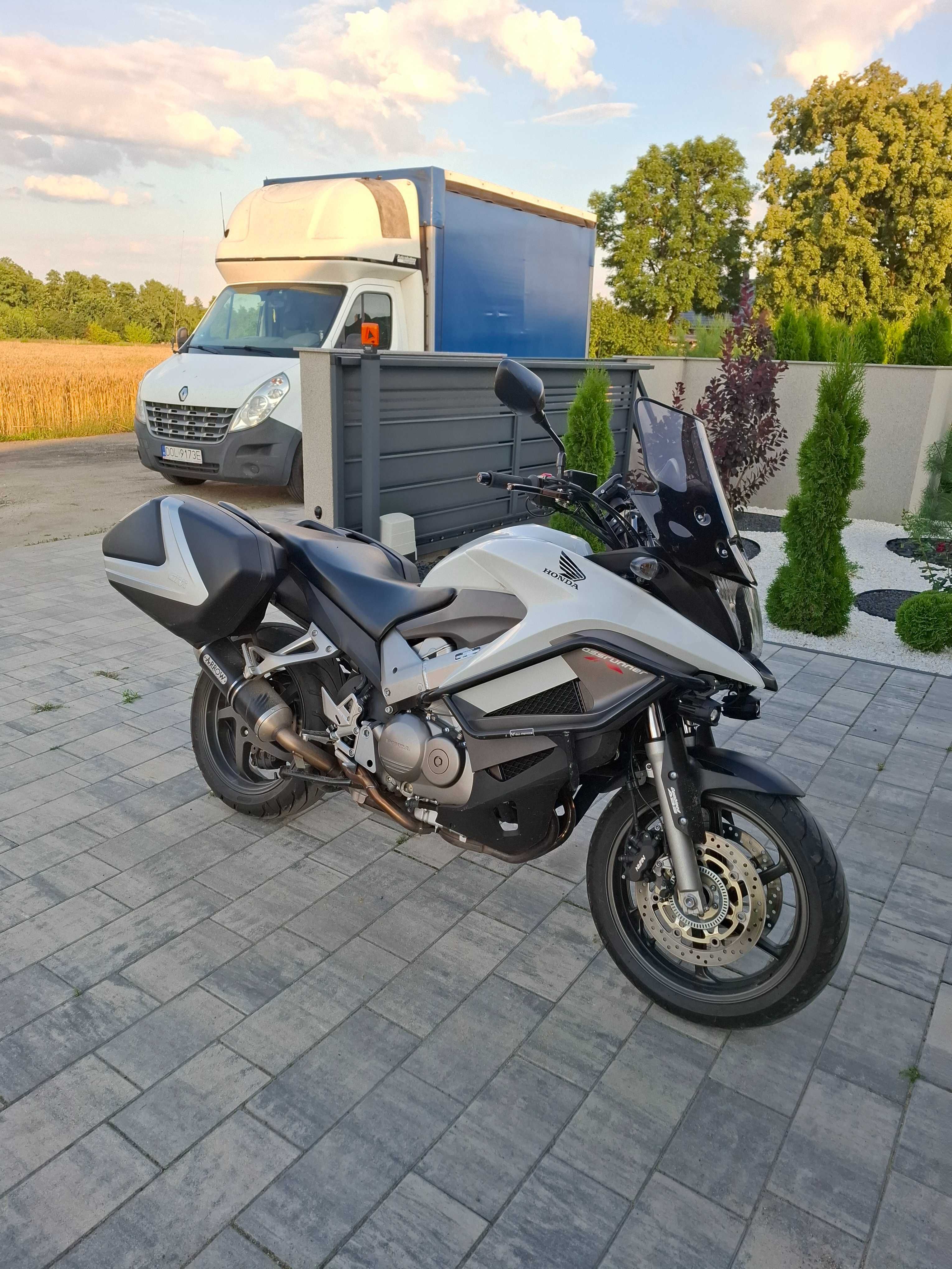 Piekna honda vfr