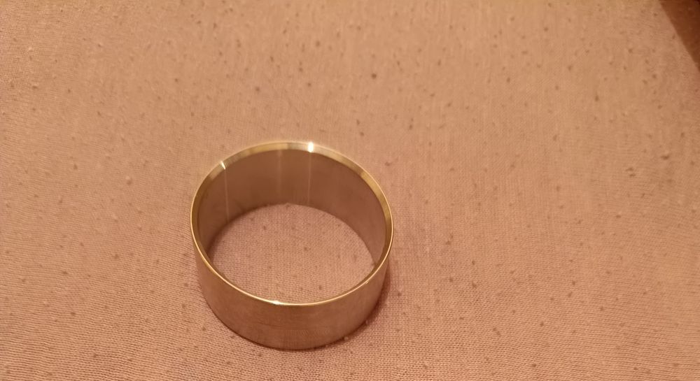 Продаю ремонтную втулку к крестовине LG