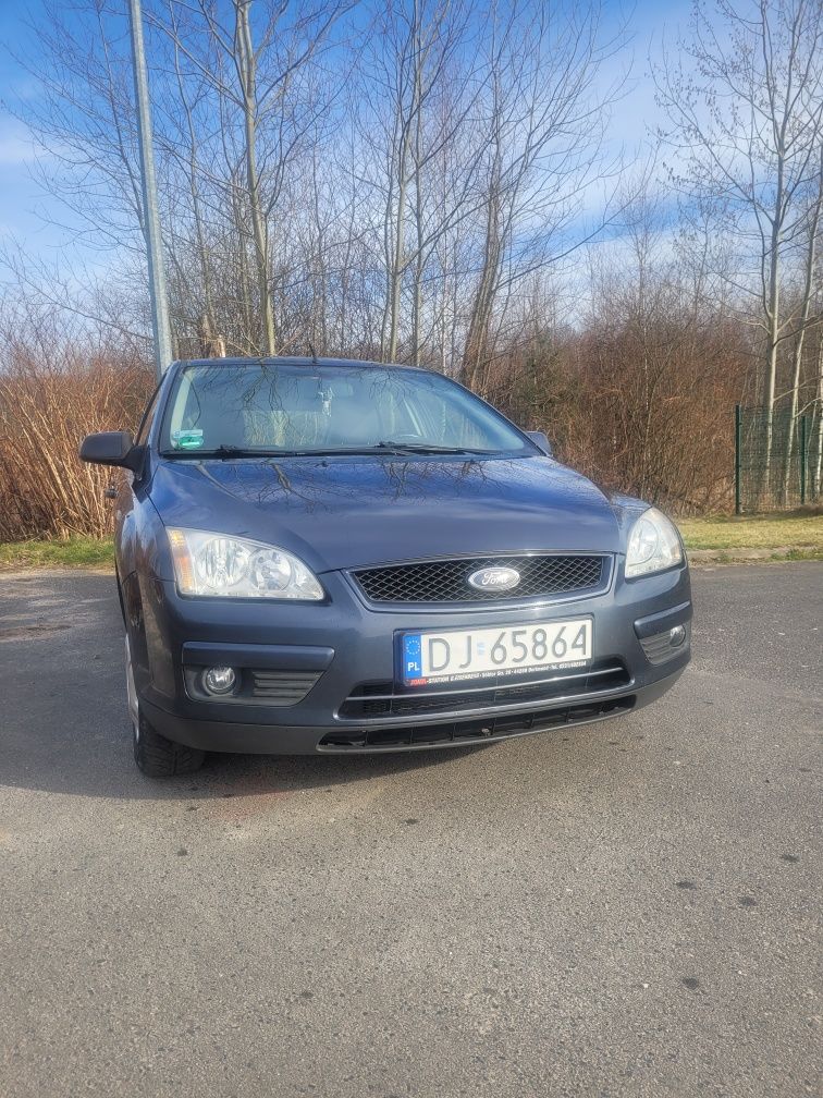 Ford focus 1.8 benzyna