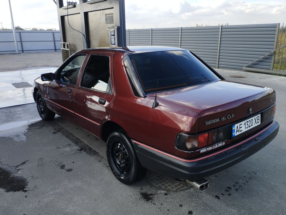 Продам Ford Sierra в хорошем состоянии
