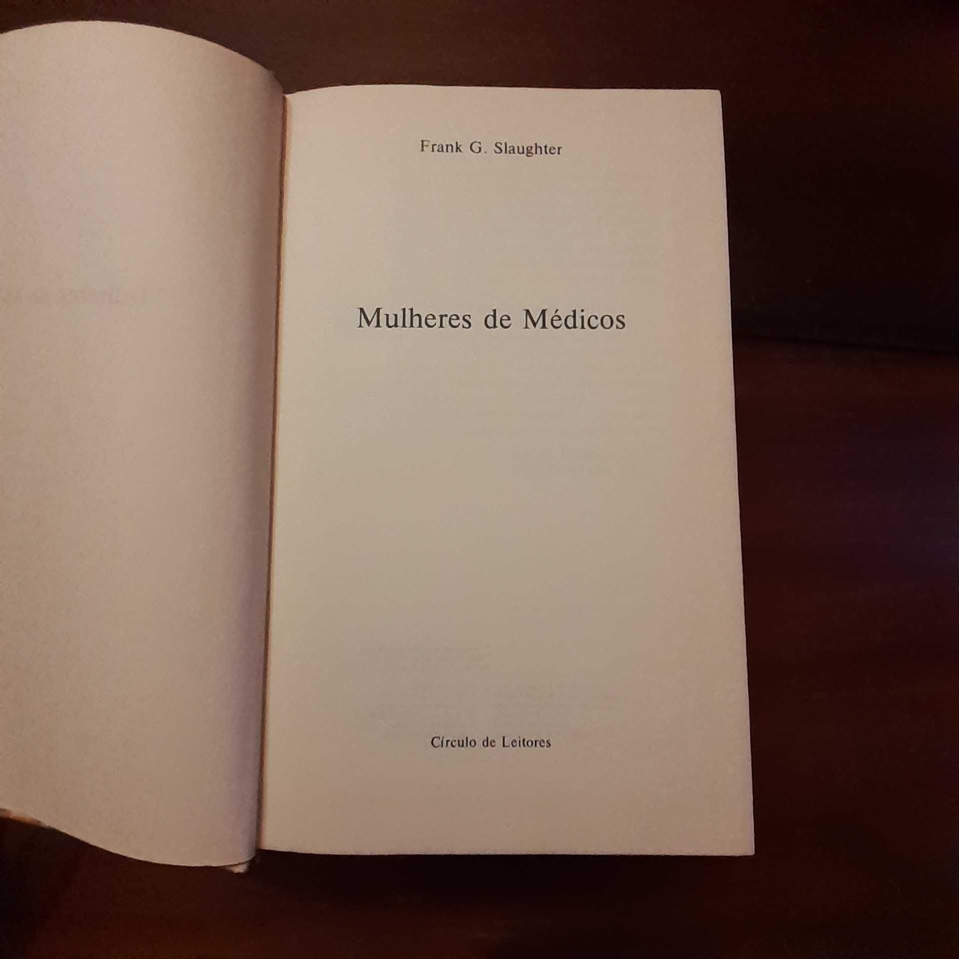 Mulheres De Médicos -A Mulher Vestida De Branco e O Deus Nu