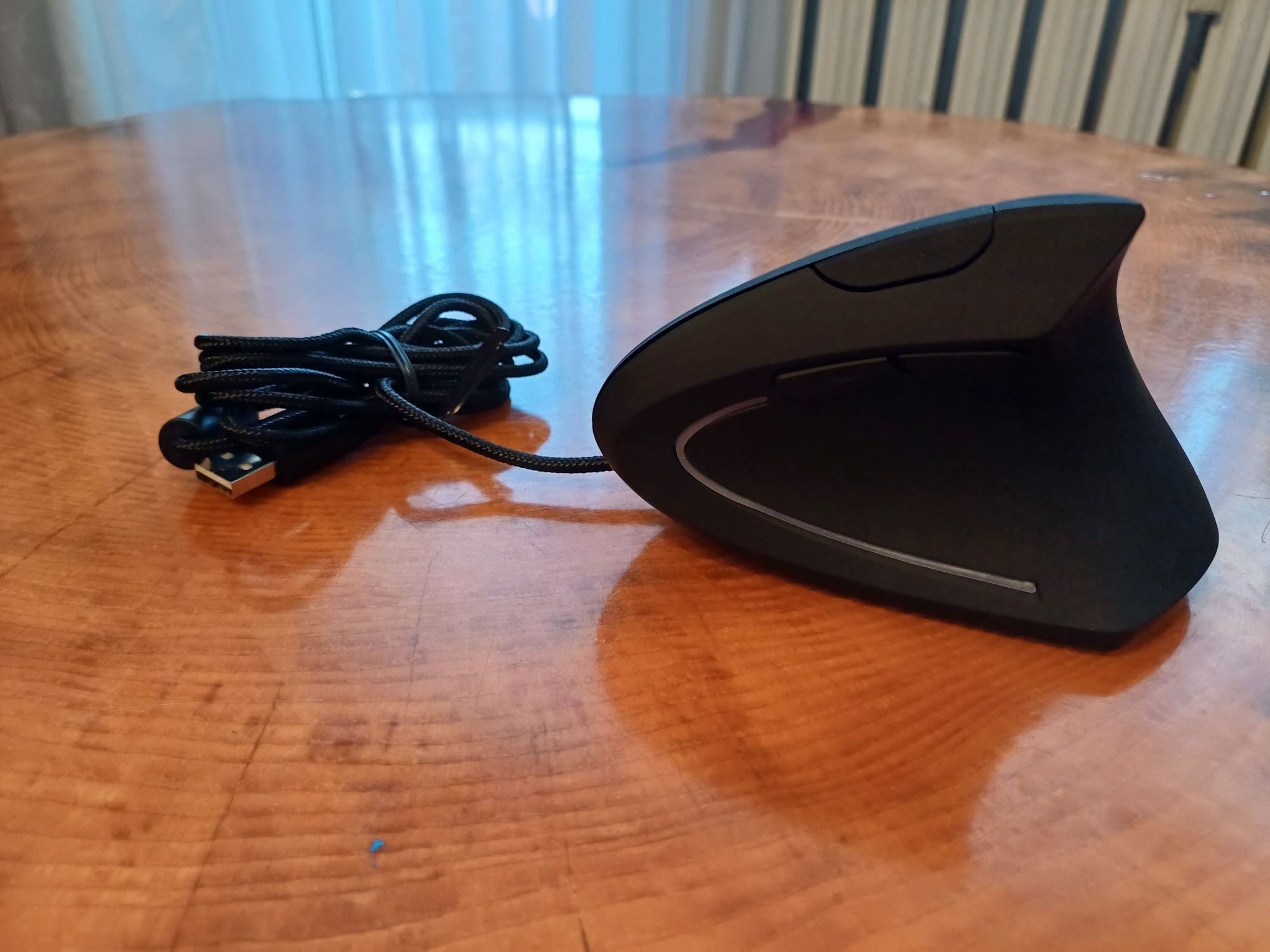 Ergonomiczna mysz komputerowa  / ergonomic mouse