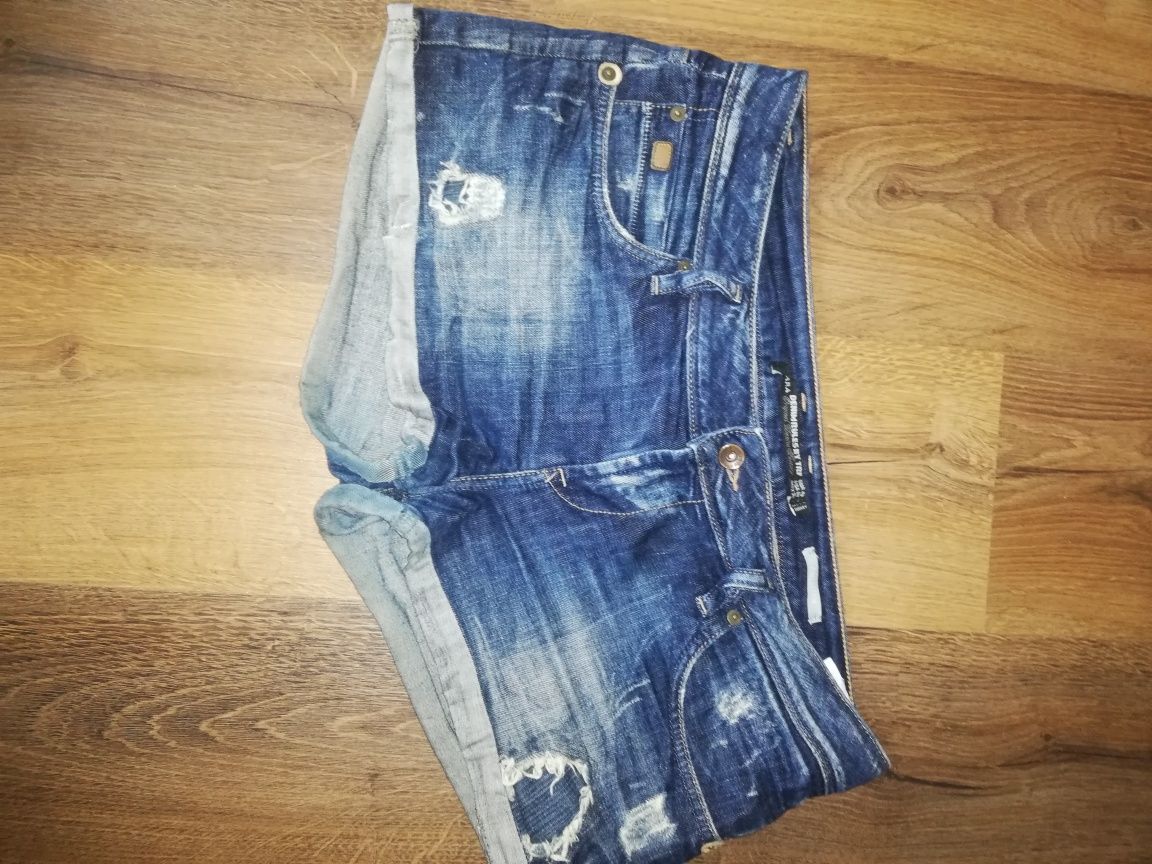 Zara jeansowe spodenki szorty dziury przetarcia 40 L