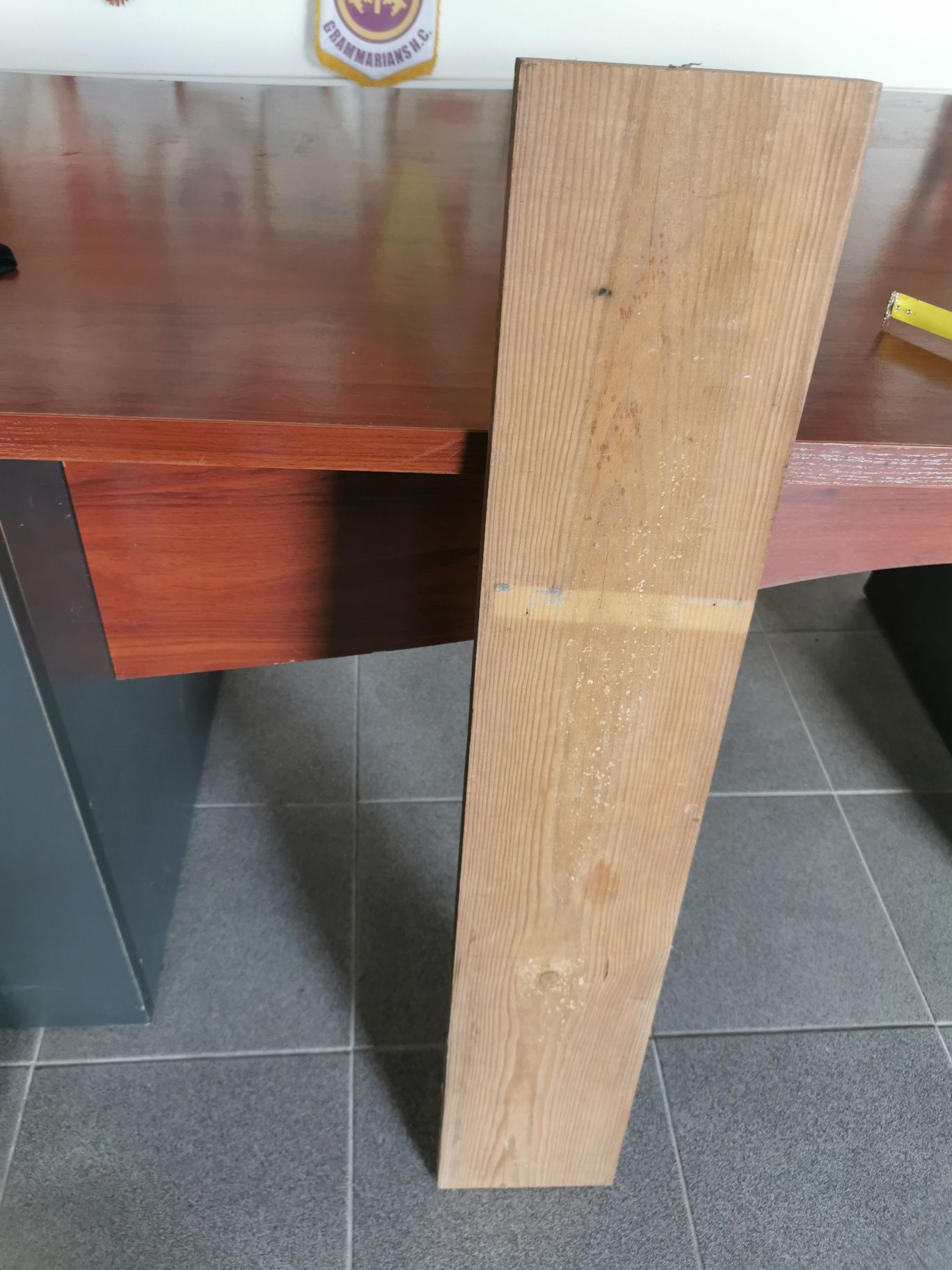 Tábua para prateleira