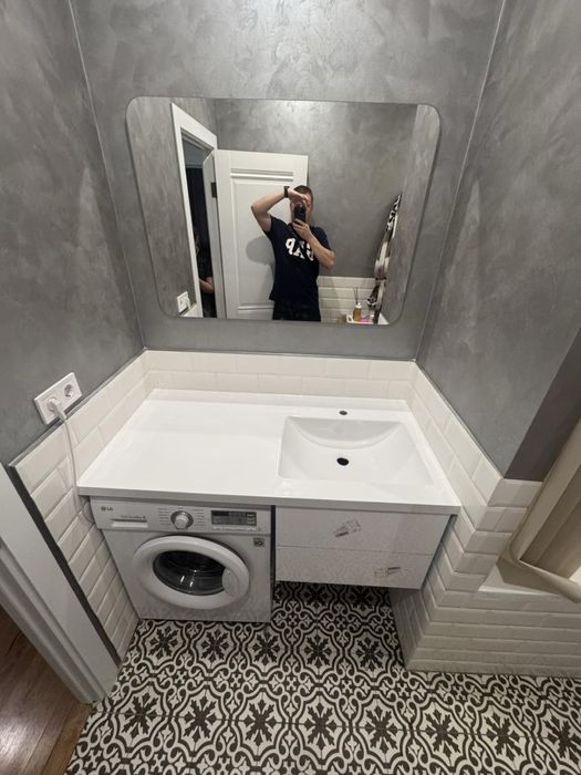 Стільниця з литим умивальником зі штучного каменю можна комплектом