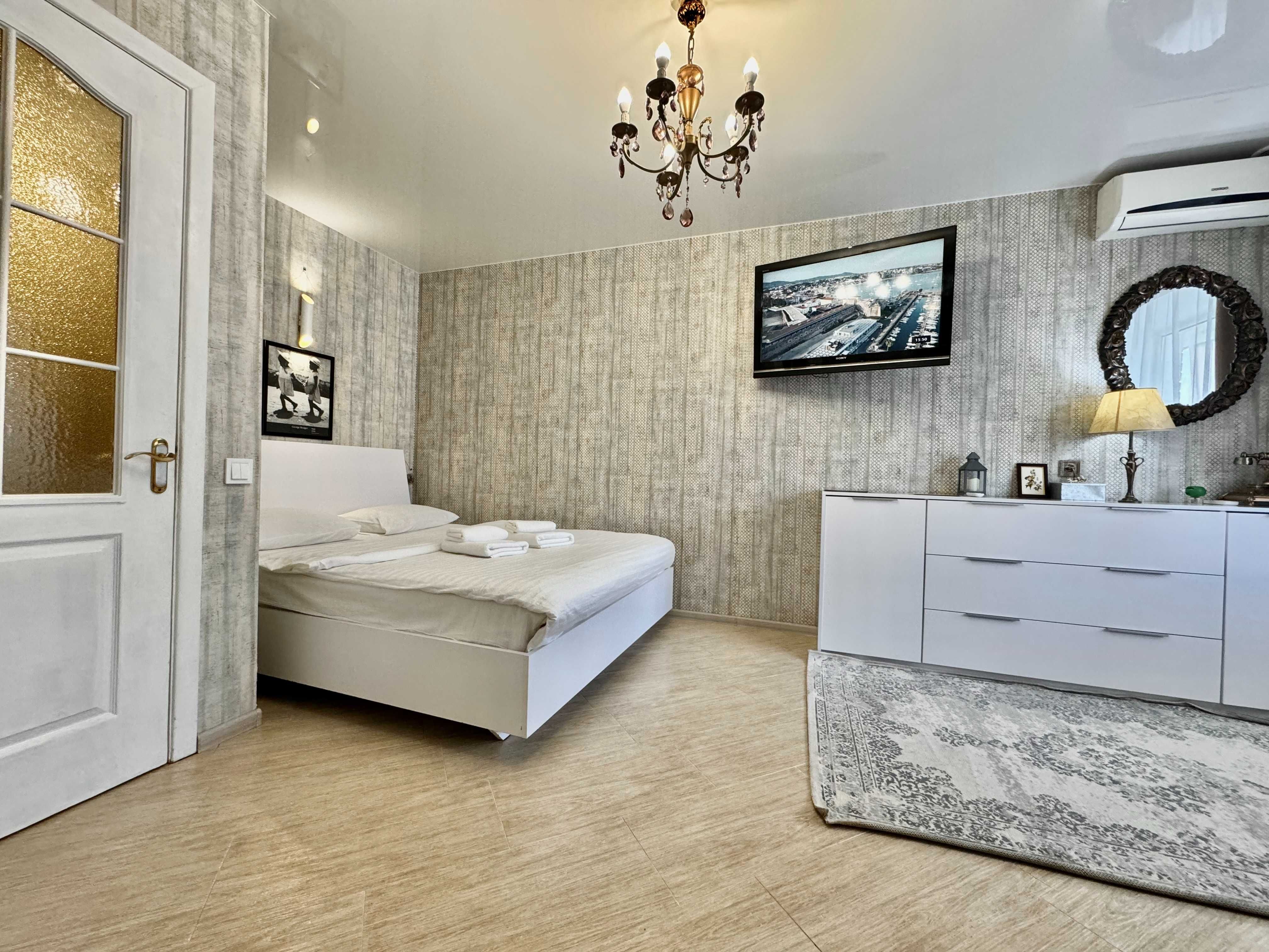 ApartPoltavaШикарна студія італійський стиль,ЦЕНТР. чек, ПОДОБОВО
