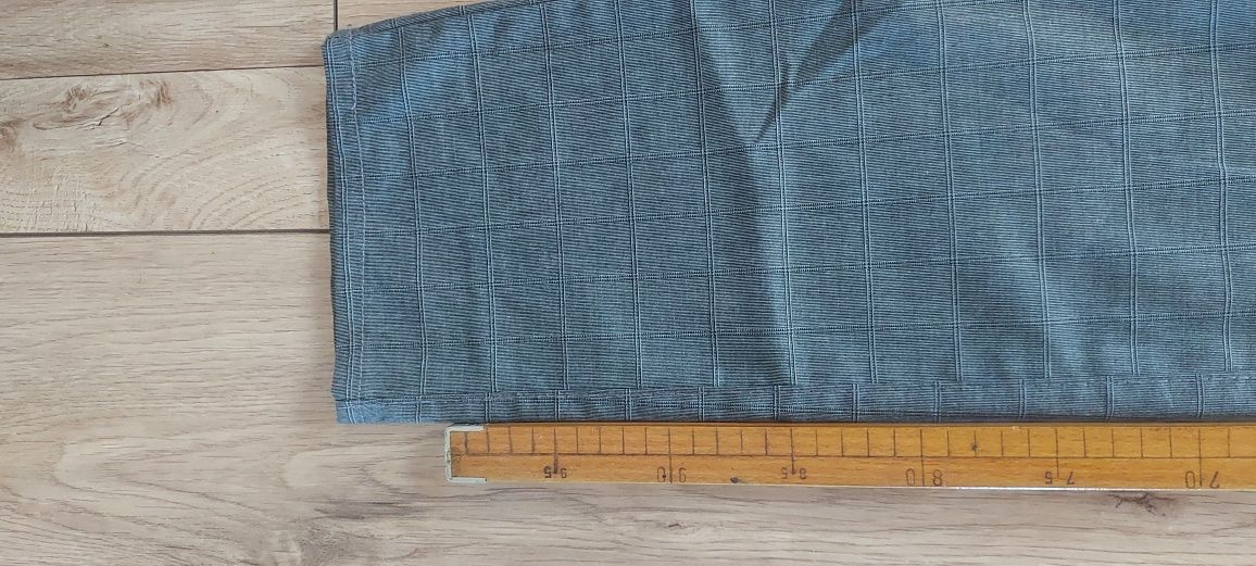 Lavard spodnie  z plamką eleganckie, wyjściowe ,męskie ,szare L