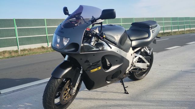 Suzuki GSX-R  750