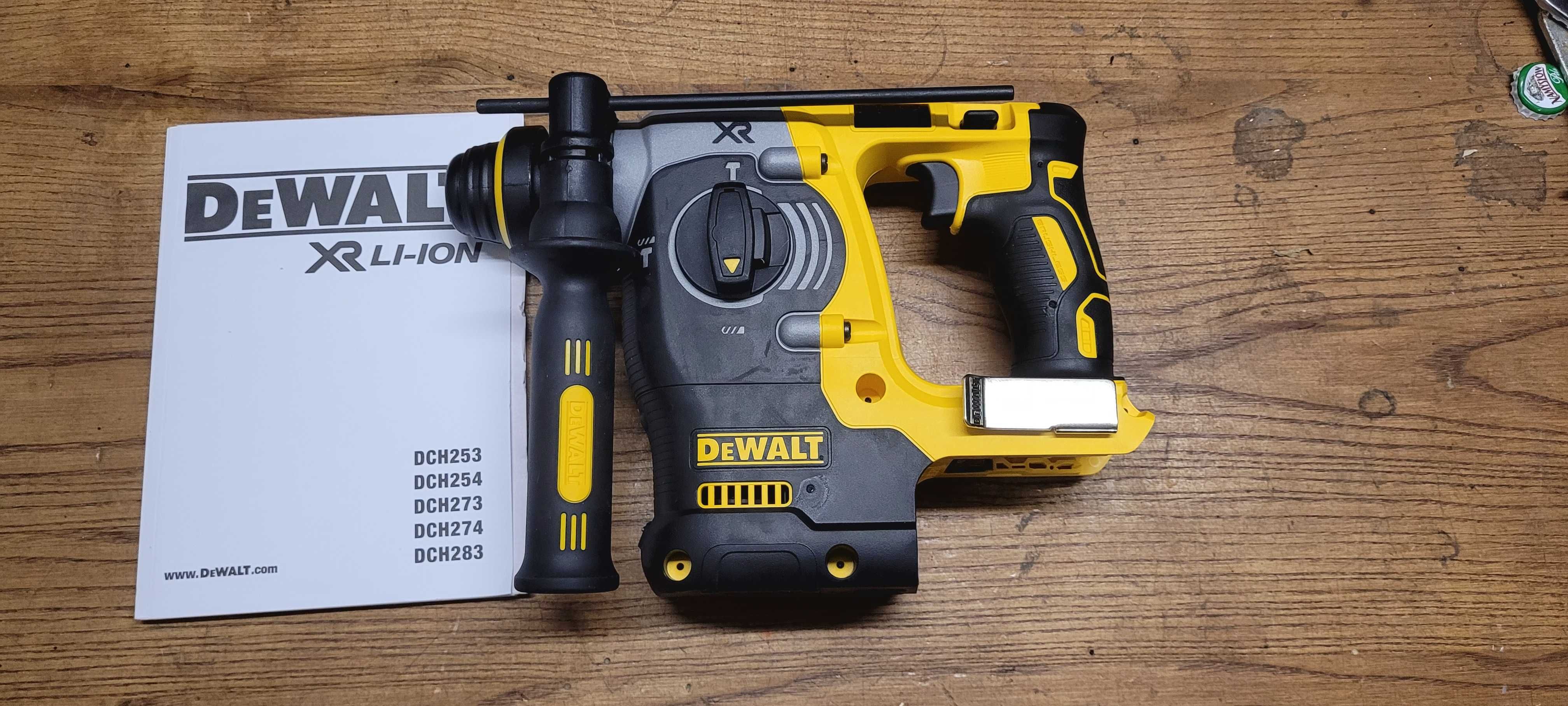 Młotowiertarka DeWalt DCH273 18v