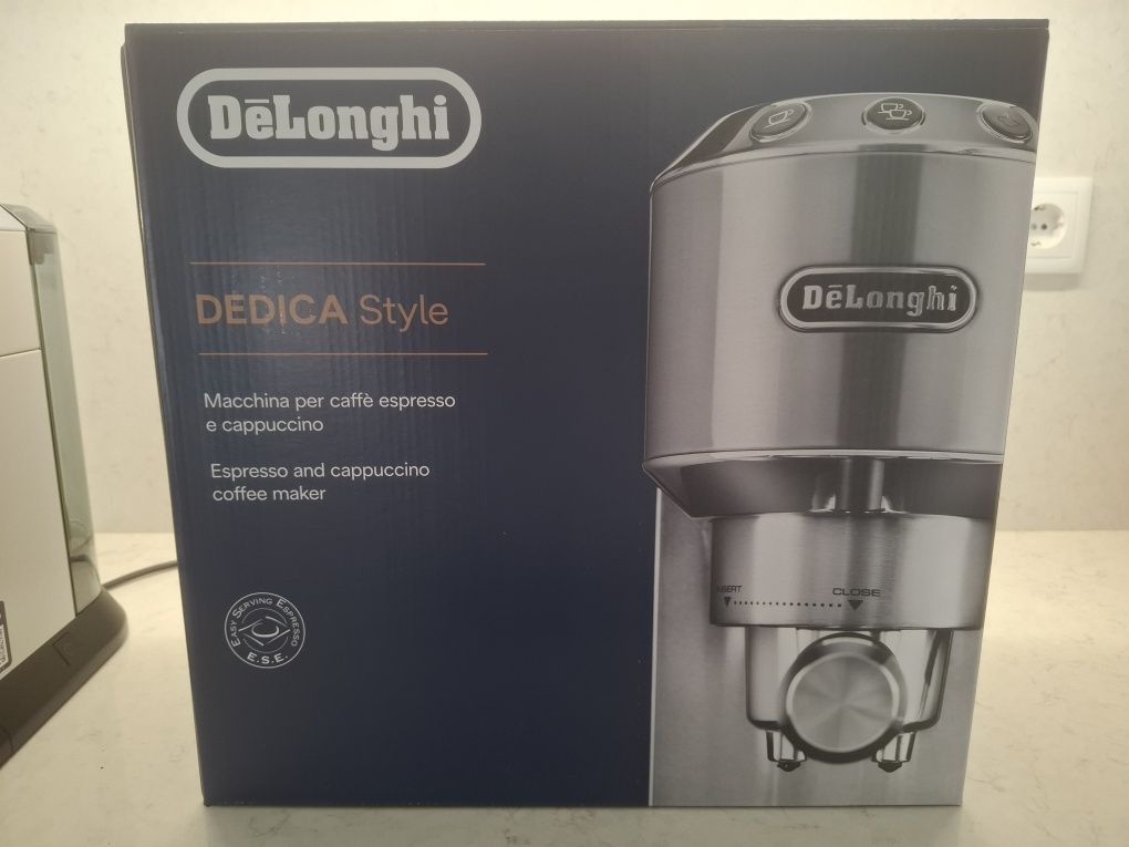 Delonghi Dedica Branca