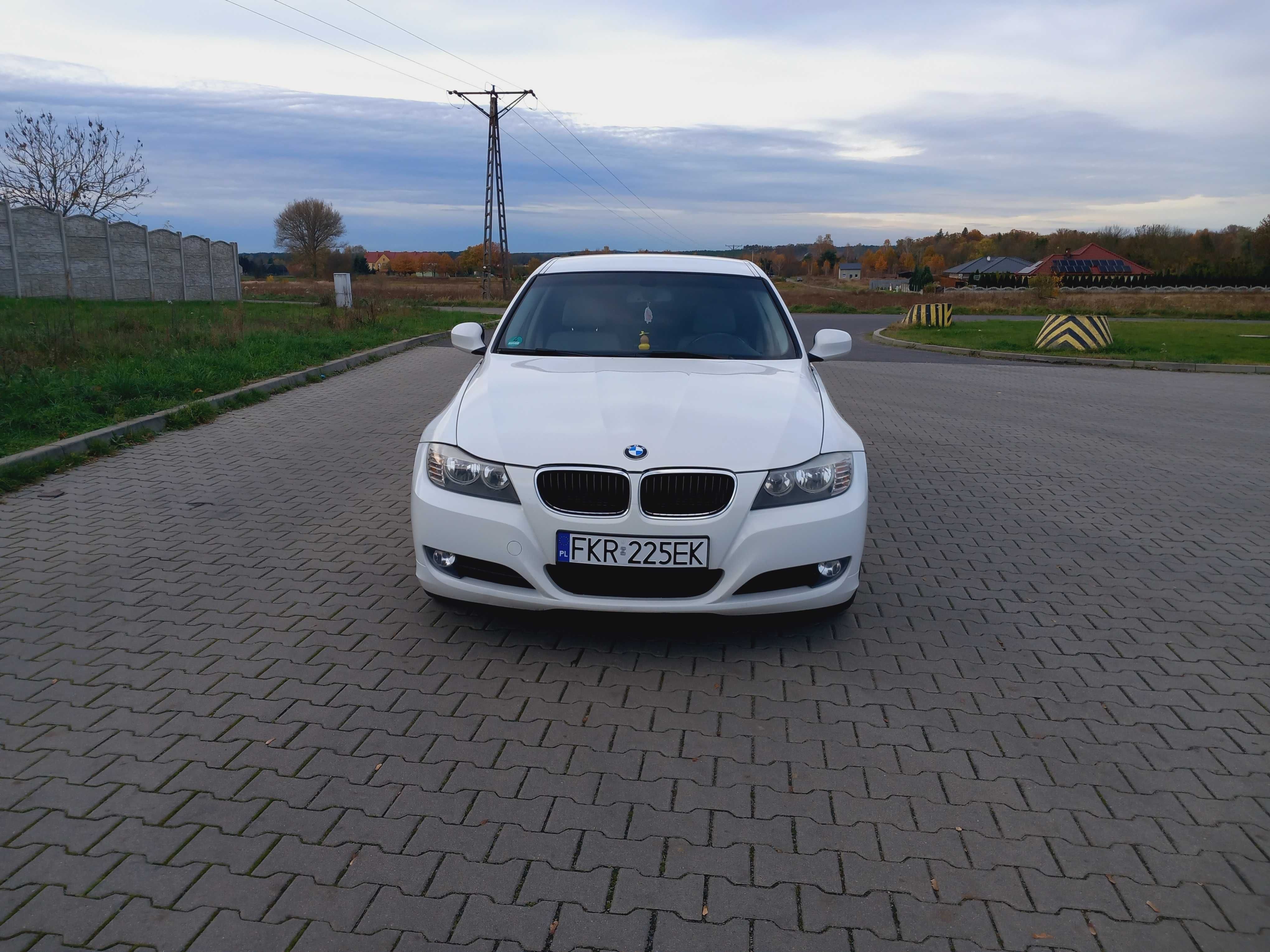 BMW Seria 3 318i