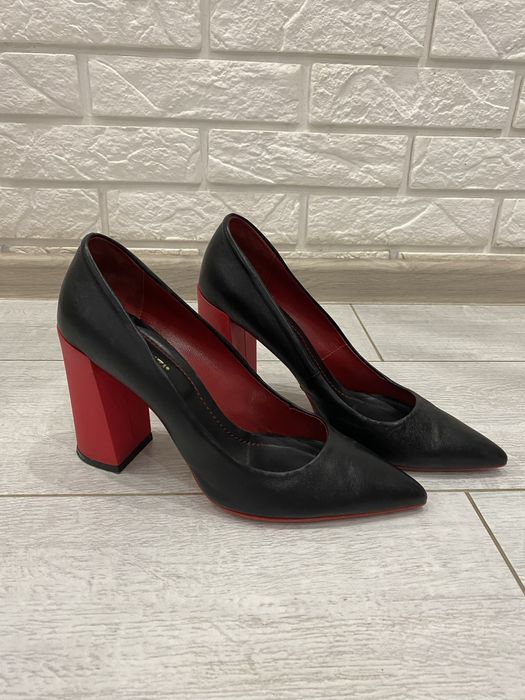 Туфлі жіночі шкіряні 40р.