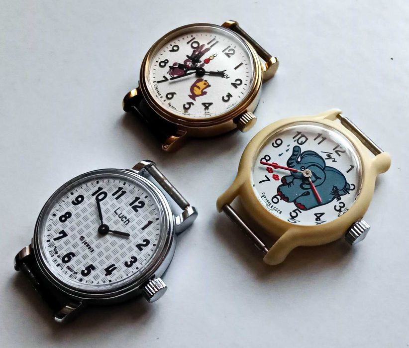 Часы детские механические ЛУЧ СССР цыпленок и заяц, слоненок