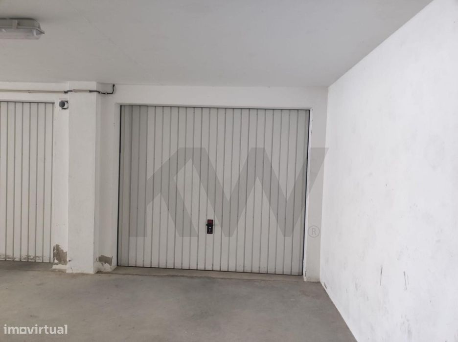 Garagem Box- Burgau