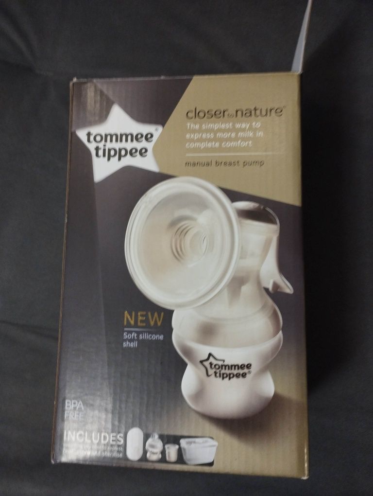 Laktator ręczny tommee tippee z akcesorjami