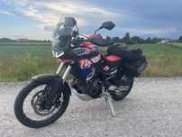 Aprilia tuareg 660