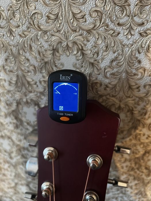 Продам гітару нова