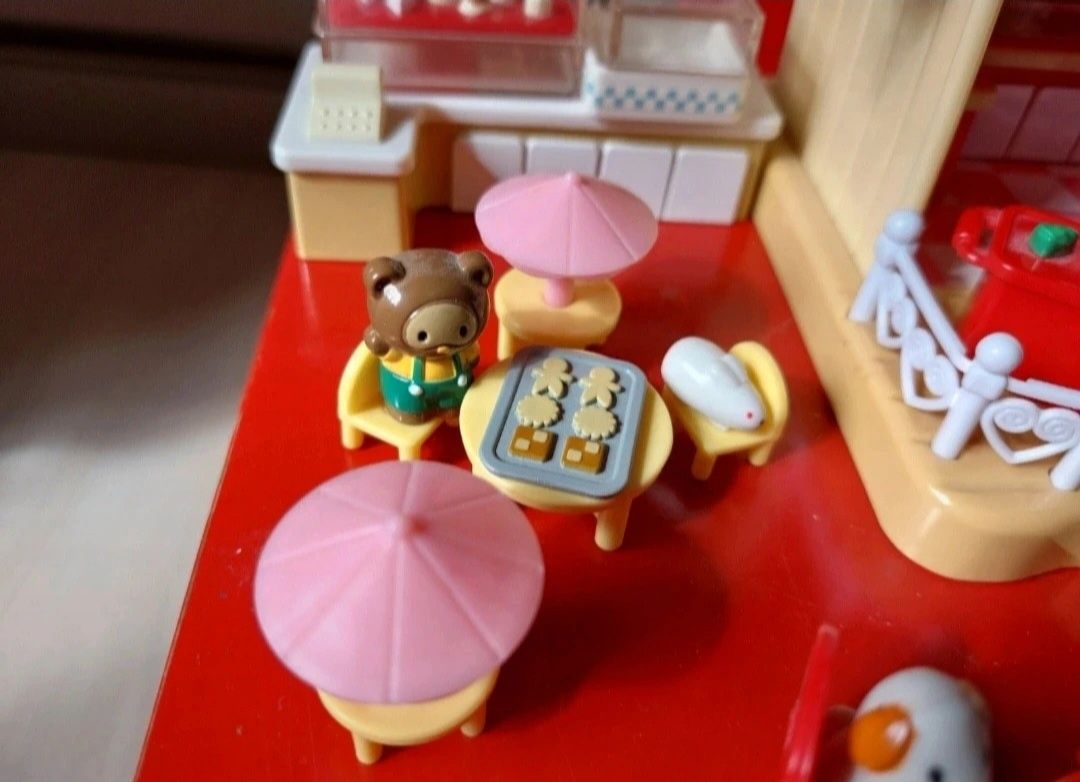 Hello Kitty Cake Shop + peças adicionais