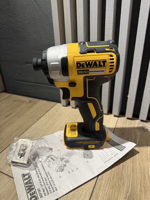 Шуруповерт,імпакт Dewalt DCF 887  Dewalt DCF787,Dewalt DCF 809