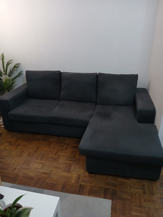 Sofá chaise longue cinza