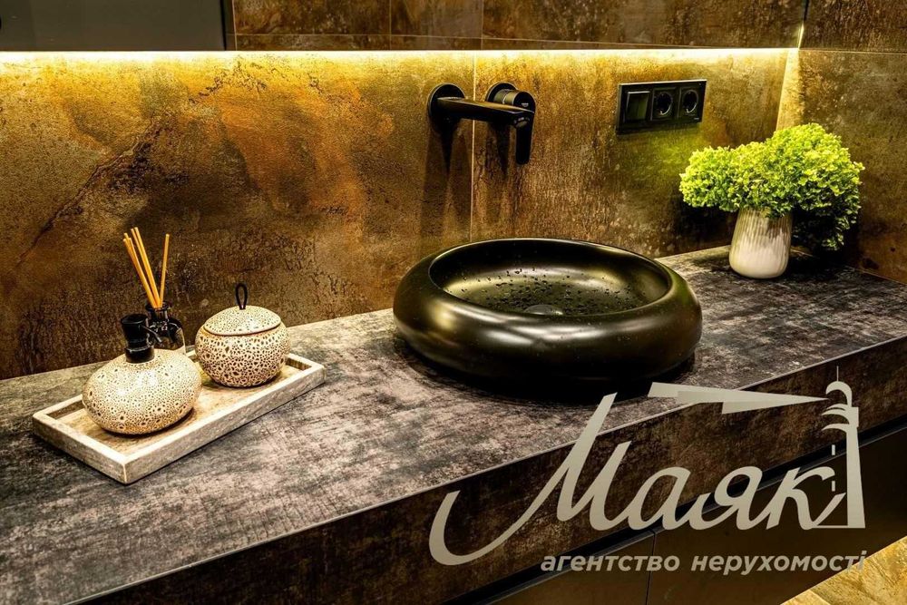 Продаж Квартира 67 м2  ЖК «Парус» Оболонський р-н