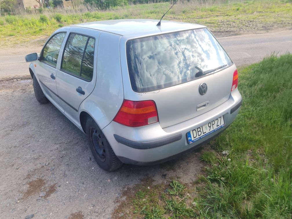 Golf 4 1.4 16v benzyna