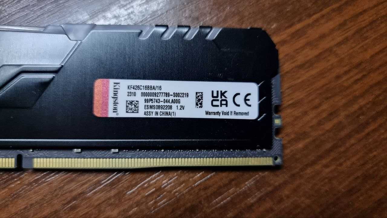 Продам Оперативна пам'ять Kingston Fury DDR4-2666 16384MB PC4-21300
