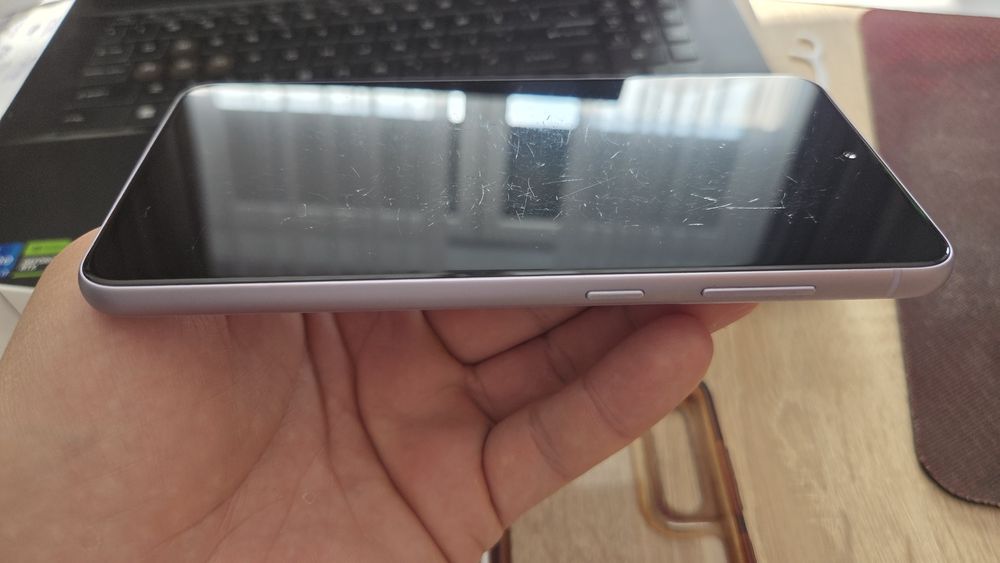 Samsung S21 FE 5G 6/128Gb, komplet