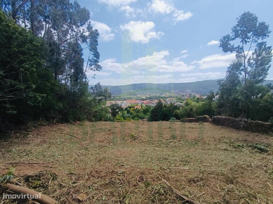 Terreno Urbano com projeto aprovado em Vilarelho.