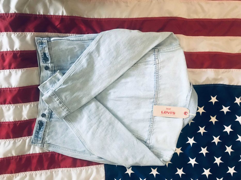Куртка жакет Levis р.S (44-46)